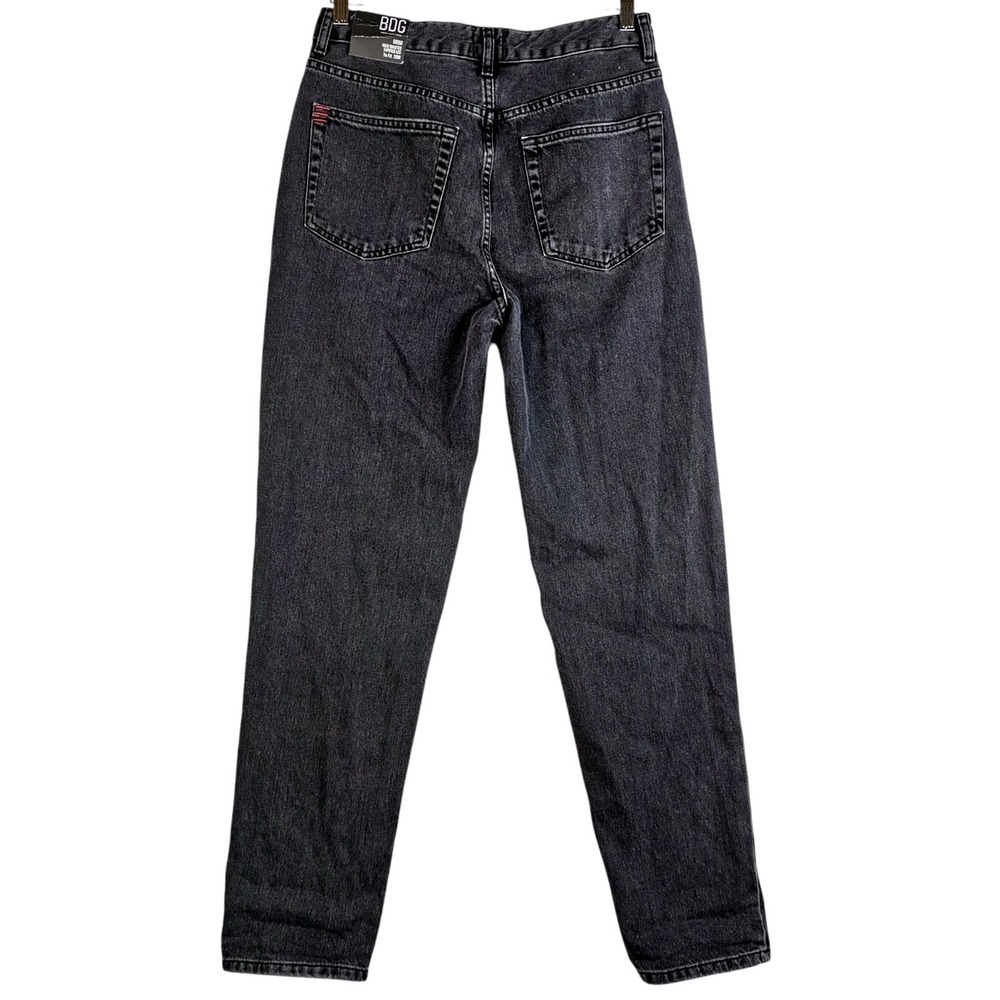 NWT Urban Outfitters BDG Mom High Waisted Tapered Leg Jeans in Black Size 28x30